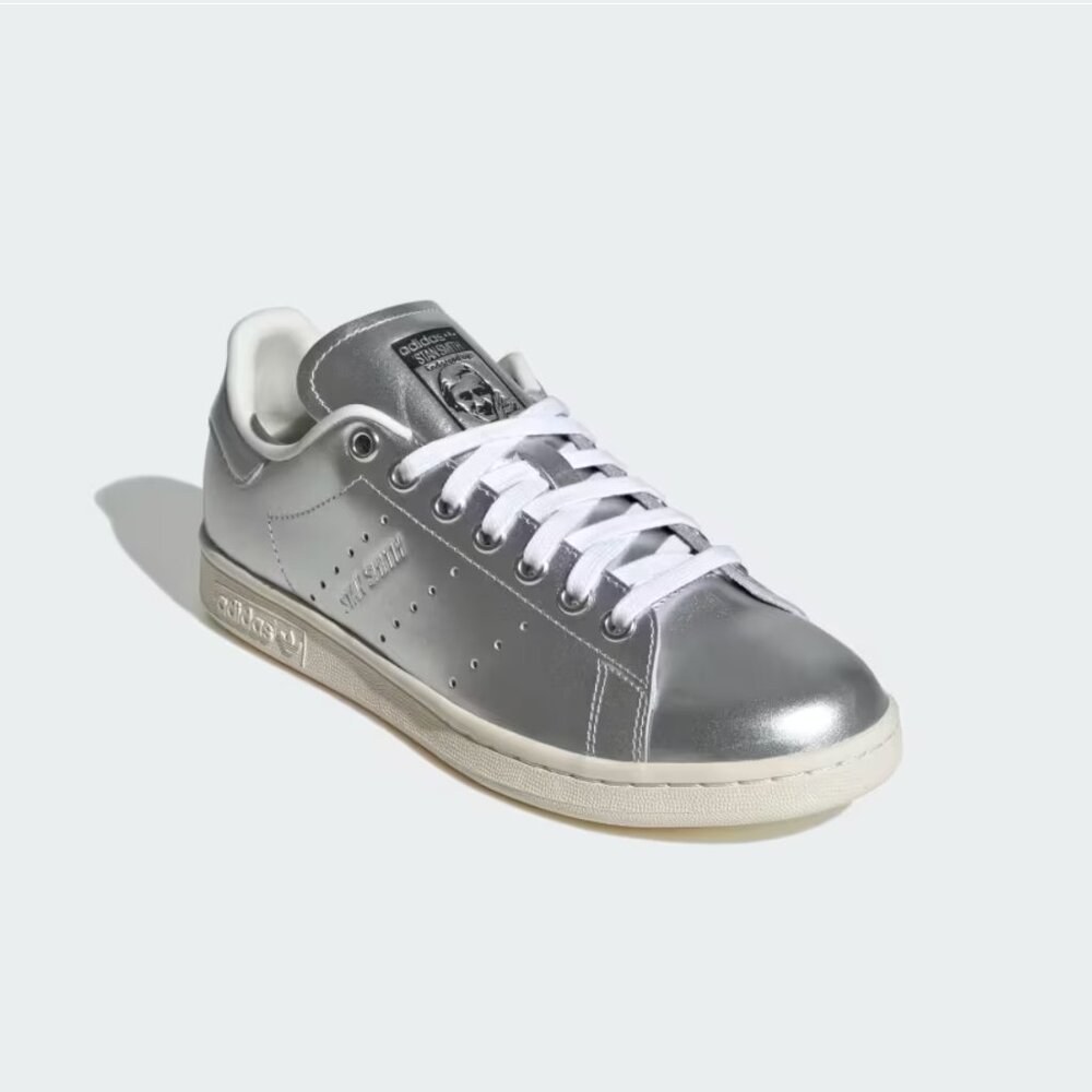 Women's Stan Smith Metallic Sneaker 8- Brand New in Box